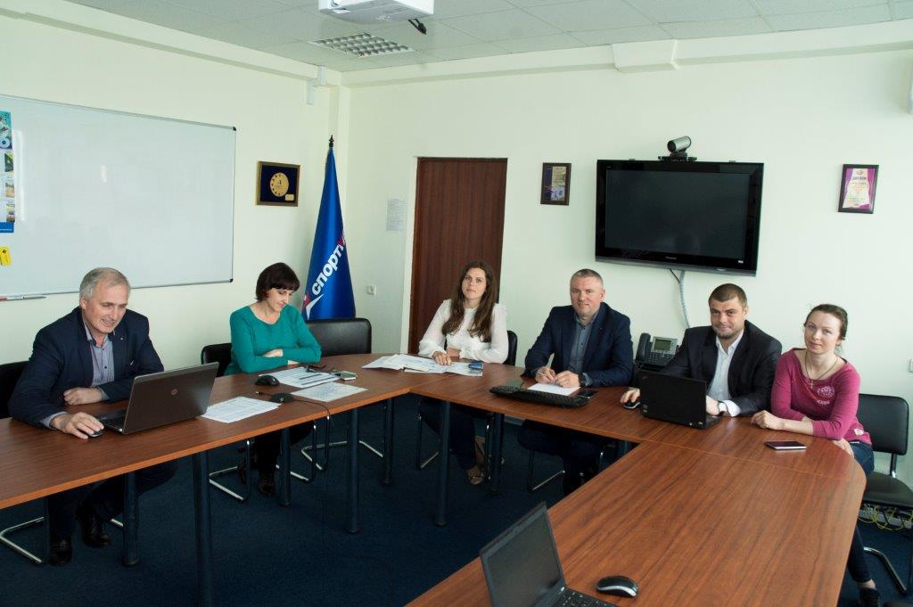 Спортмастер